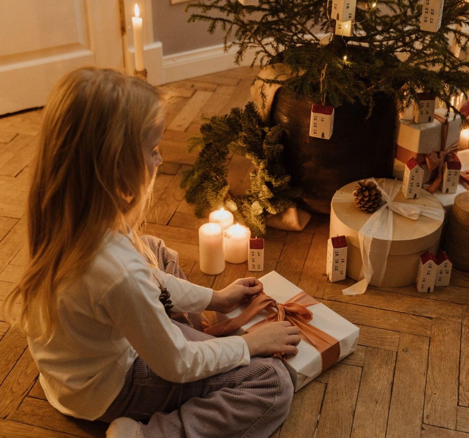Deck Your Home with Christmas Garland for Healing